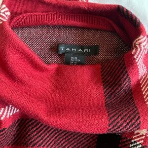 NWOT Tahari Mock Neck Plaid Top